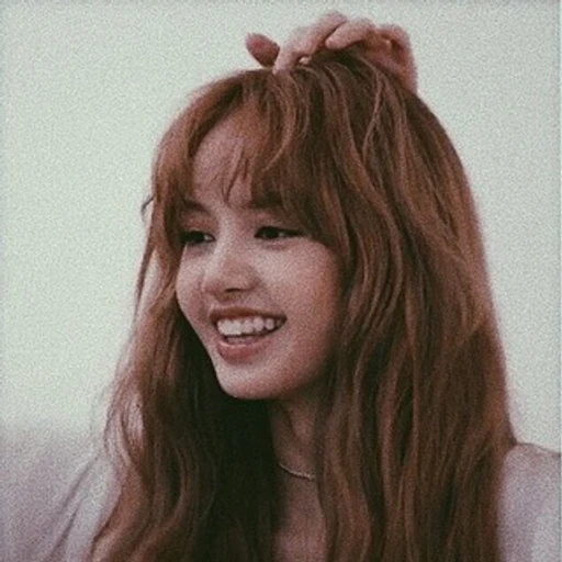 Lɪsᴀ Mwol 🫧 bot logo